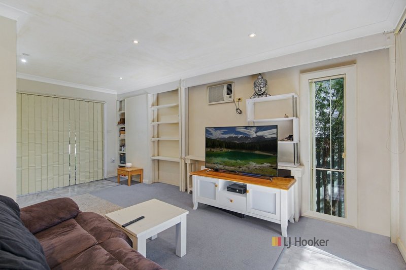 Photo - 18 Oleander Street, Canton Beach NSW 2263 - Image 2