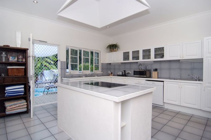 Photo - 18 Oliva Street, Palm Cove QLD 4879 - Image 9