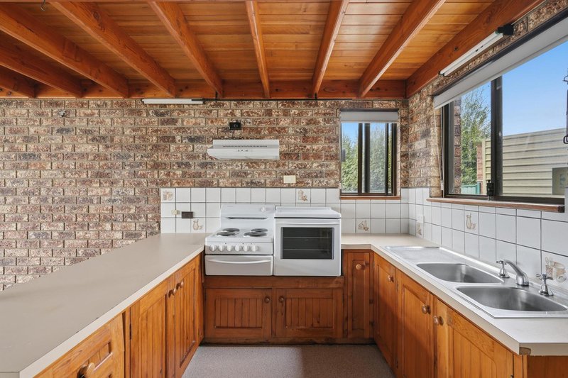 Photo - 18 Olive Street, Newstead TAS 7250 - Image 6