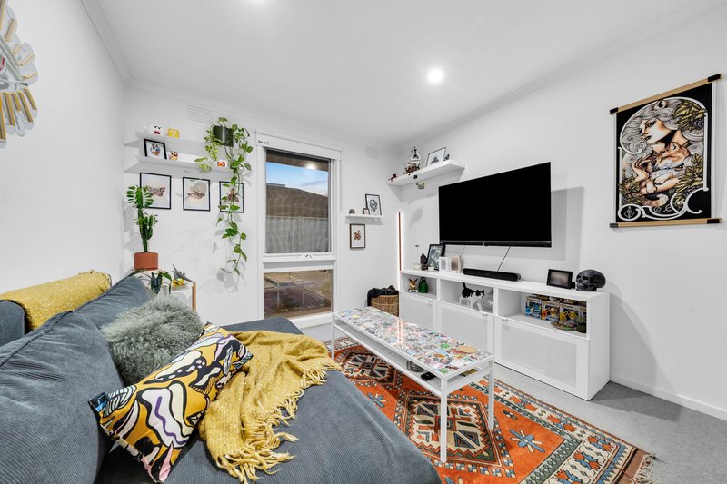 Photo - 1/8 Olympic Avenue, Springvale South VIC 3172 - Image 3