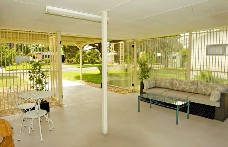 Photo - 18 Orchid St , Bellara QLD 4507 - Image 2