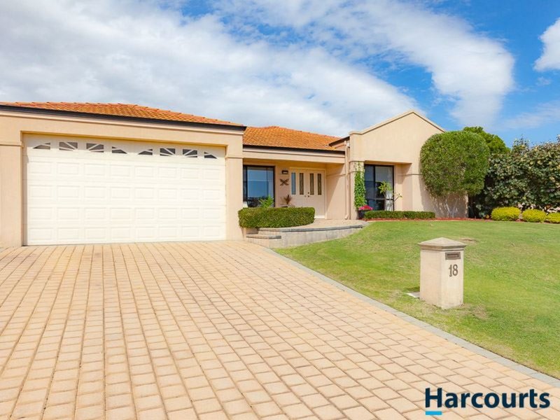 Photo - 18 Oriana Place, Currambine WA 6028 - Image 2