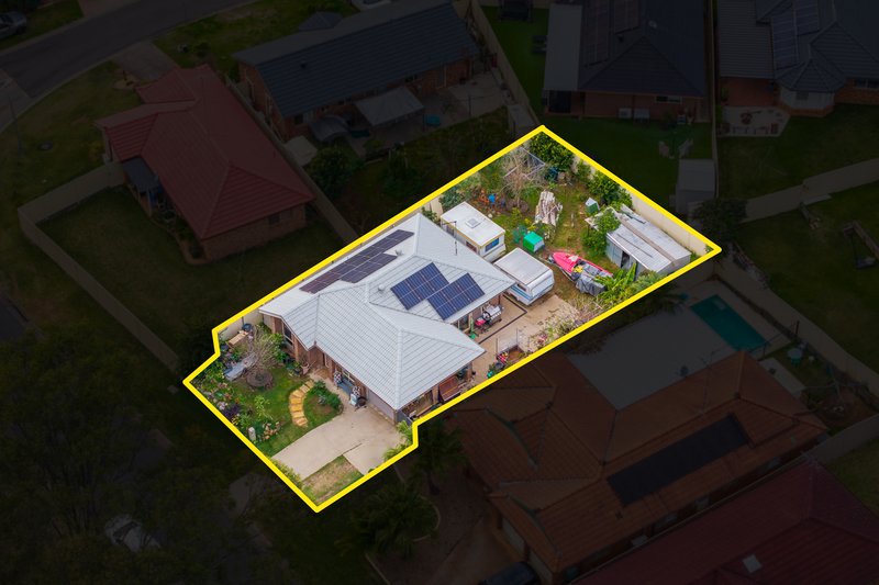 Photo - 18 Oriole Street, Glenmore Park NSW 2745 - Image 10