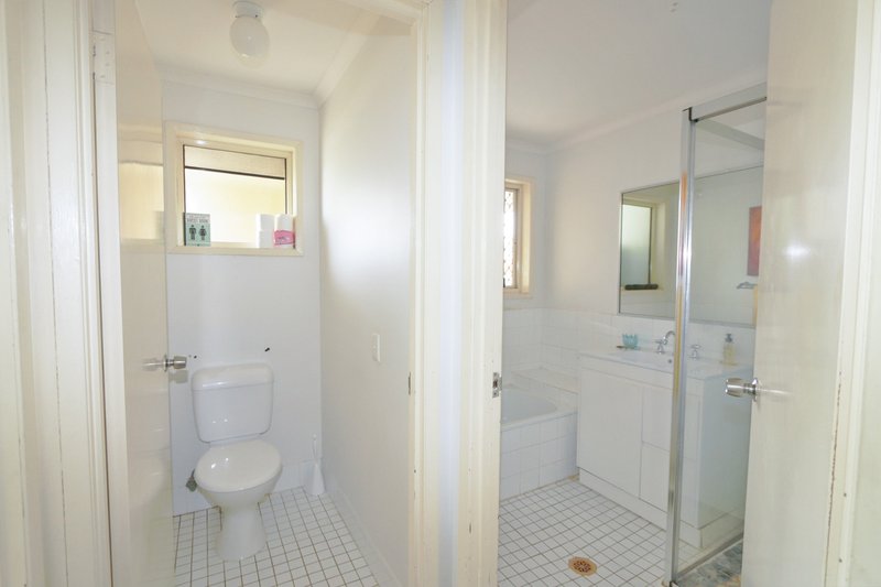 Photo - 1/8 Orkney Place, Labrador QLD 4215 - Image 7