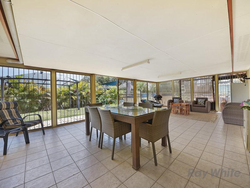 Photo - 18 Orla Court, Murrumba Downs QLD 4503 - Image 13