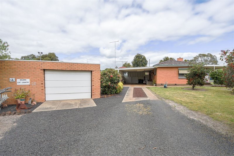 Photo - 18 Orme Street, Edenhope VIC 3318 - Image 9