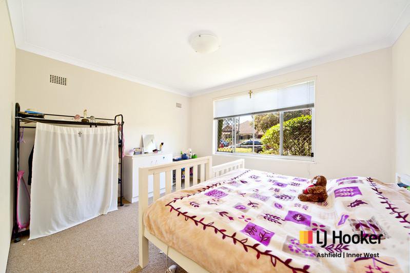 Photo - 1/8 Orpington Street, Ashfield NSW 2131 - Image 3