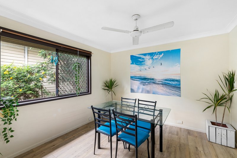 Photo - 18 Osborne Terrace, Deception Bay QLD 4508 - Image 4