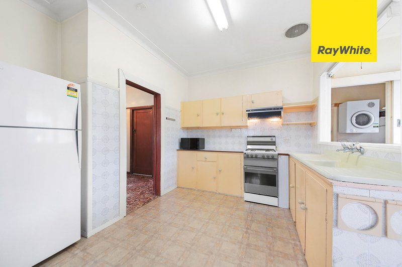 Photo - 18 Ostend Street, Lidcombe NSW 2141 - Image 4