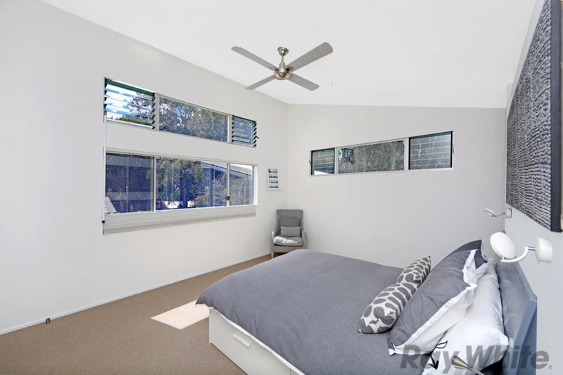 Photo - 18 Ourringo Street, Budgewoi NSW 2262 - Image 9