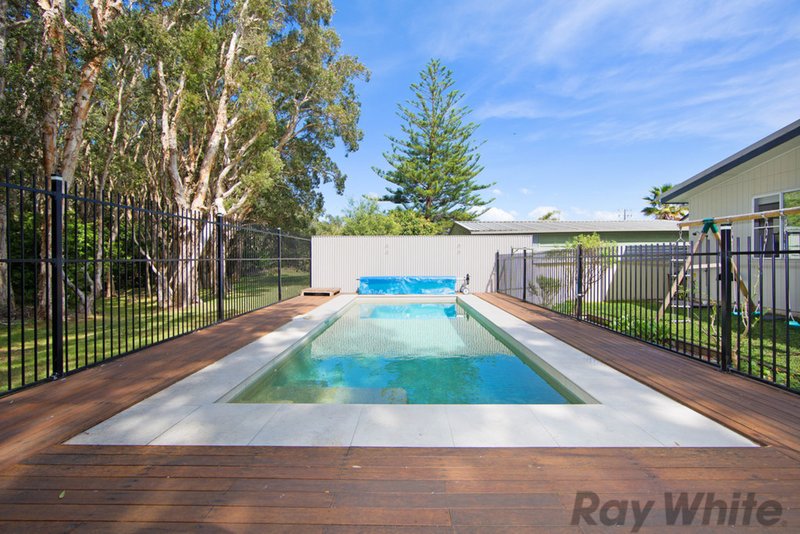 Photo - 18 Ourringo Street, Budgewoi NSW 2262 - Image 14