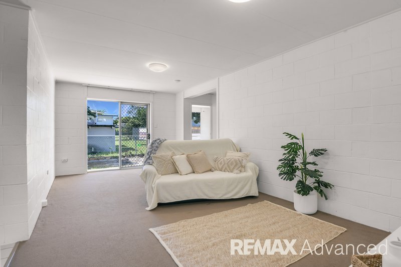 Photo - 18 Oxley Way, Woorim QLD 4507 - Image 4