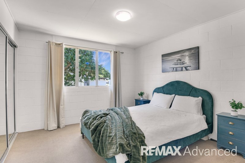 Photo - 18 Oxley Way, Woorim QLD 4507 - Image 9