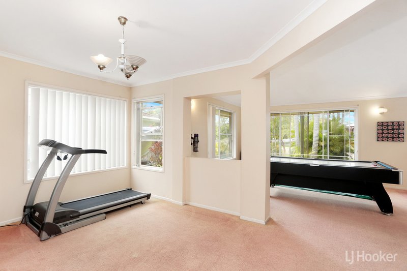 Photo - 18 Pacific Drive, Banksia Beach QLD 4507 - Image 4