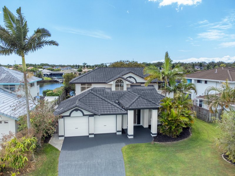 Photo - 18 Pacific Drive, Banksia Beach QLD 4507 - Image 22