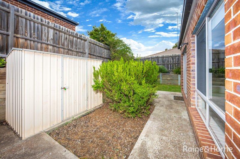 Photo - 1/8 Pads Way, Sunbury VIC 3429 - Image 11