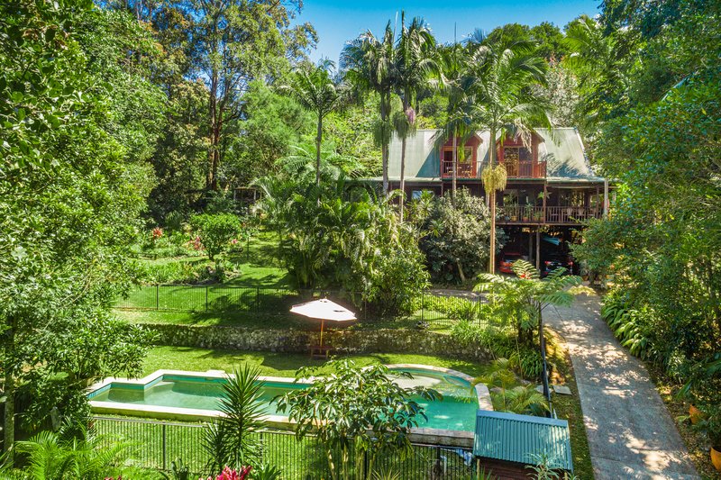 18 Palm Tree Crescent, Bangalow NSW 2479