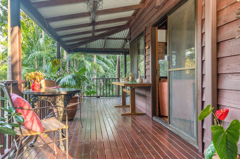 Photo - 18 Palm Tree Crescent, Bangalow NSW 2479 - Image 7