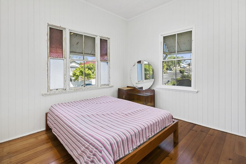 Photo - 18 Palmerston Street, Annerley QLD 4103 - Image 4