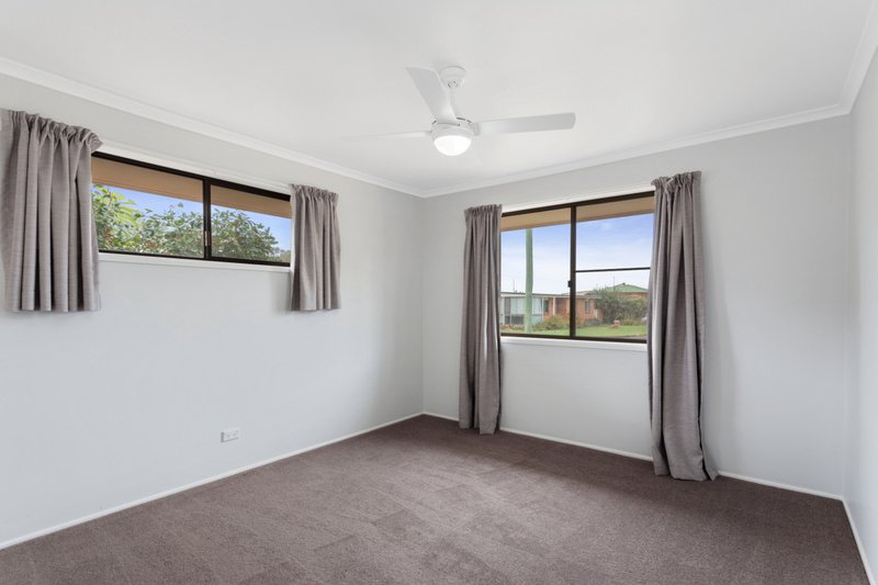 Photo - 18 Panda Street, Harristown QLD 4350 - Image 5