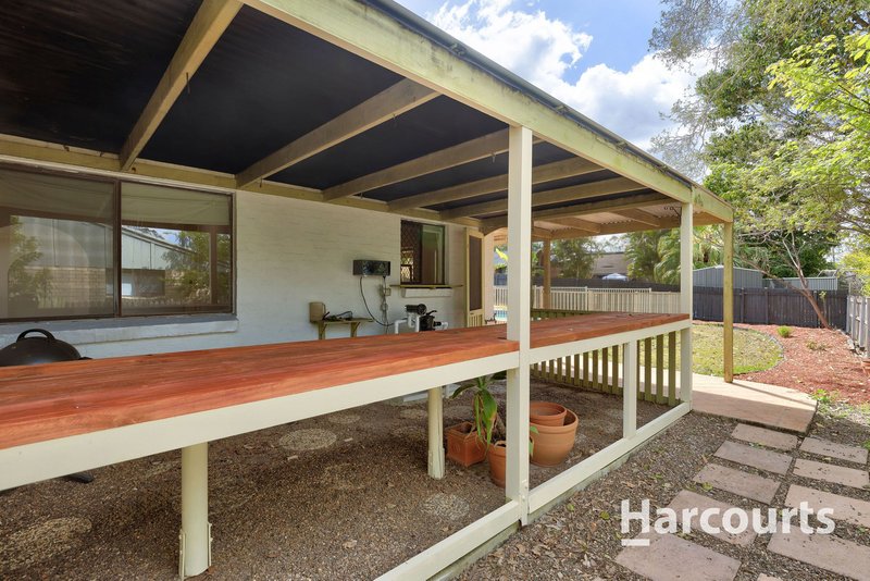 Photo - 18 Pandian Crescent, Bellbowrie QLD 4070 - Image 11