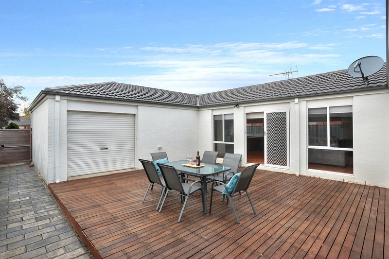 Photo - 18 Pankhurst Promenade, Point Cook VIC 3030 - Image 10