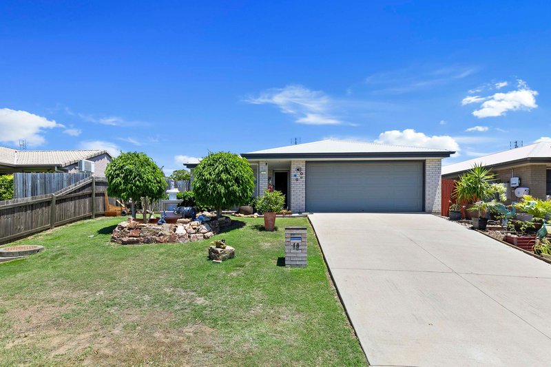 18 Parakeet Circuit, Kawungan QLD 4655