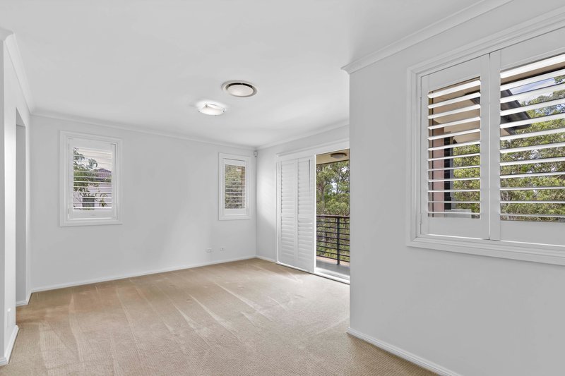 Photo - 18 Parakeet Grove, Glenmore Park NSW 2745 - Image 10