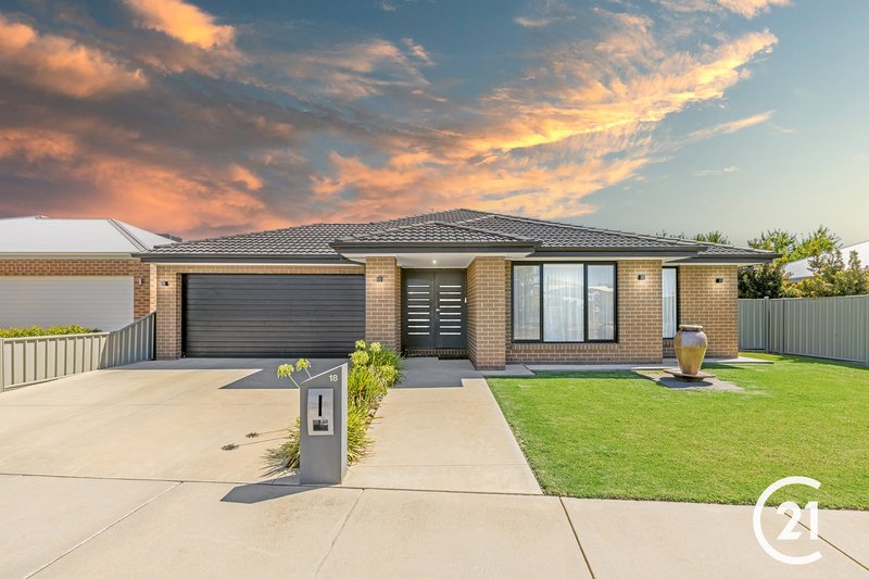 Photo - 18 Park Avenue, Echuca VIC 3564 - Image 1