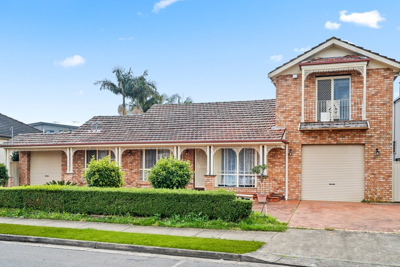 Photo - 18 Parker Street, Fairfield NSW 2165 - Image 3