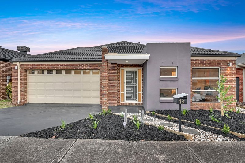 18 Parkhaven Street, Craigieburn VIC 3064