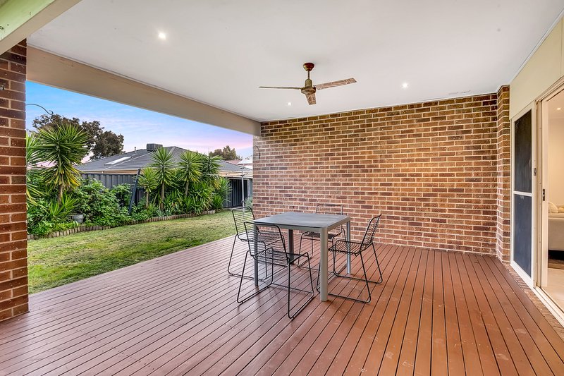 Photo - 18 Parkhaven Street, Craigieburn VIC 3064 - Image 21