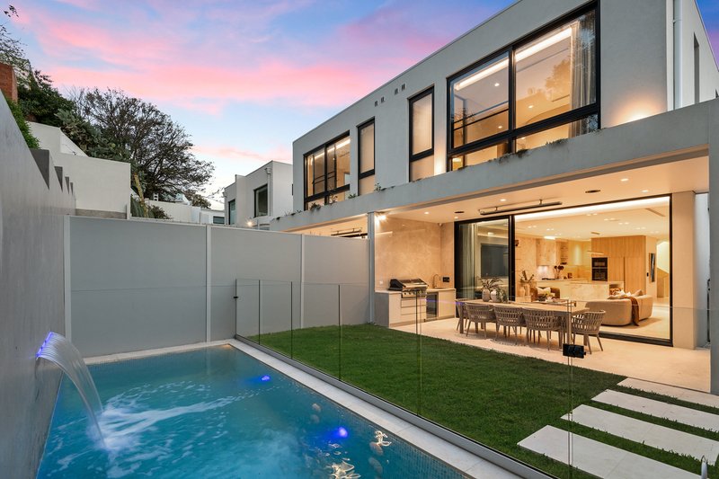 Photo - 18 Parkside Drive, Kogarah Bay NSW 2217 - Image 8