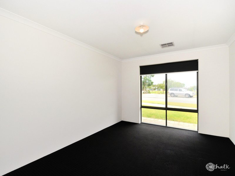 Photo - 18 Parkville Boulevard, Baldivis WA 6171 - Image 7