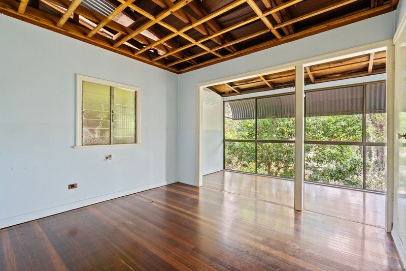 Photo - 18 Parnoo Street, Mitchelton QLD 4053 - Image 10