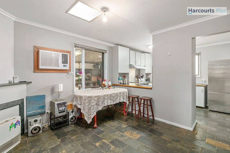 Photo - 18 Parramatta Drive, Morphett Vale SA 5162 - Image 4