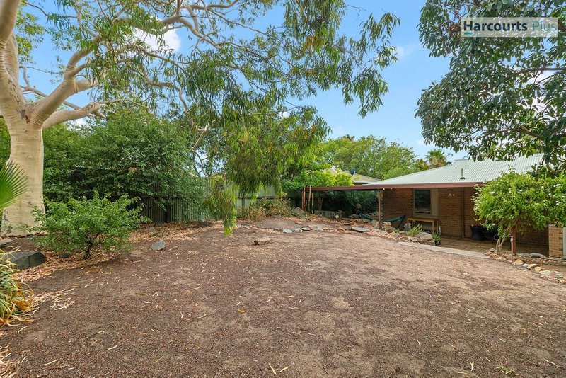 Photo - 18 Parramatta Drive, Morphett Vale SA 5162 - Image 11