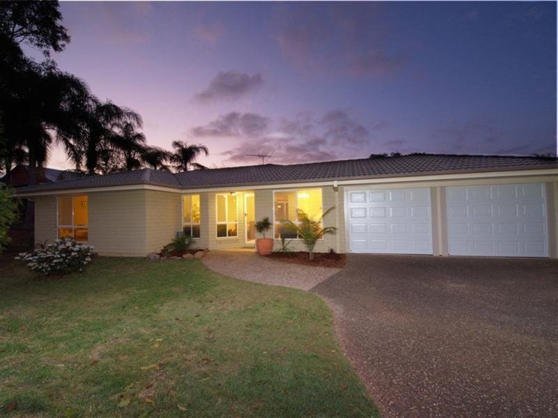 18 Pascali Cres , Eatons Hill QLD 4037