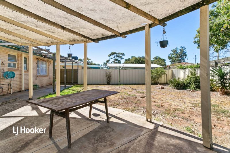 Photo - 18 Pele Avenue, Salisbury East SA 5109 - Image 12