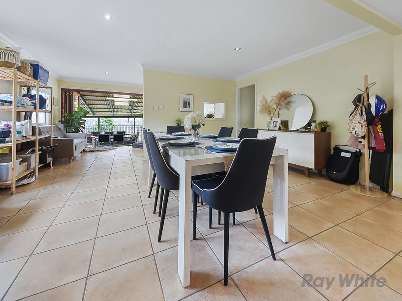 Photo - 18 Pelleas Street, Bracken Ridge QLD 4017 - Image 9