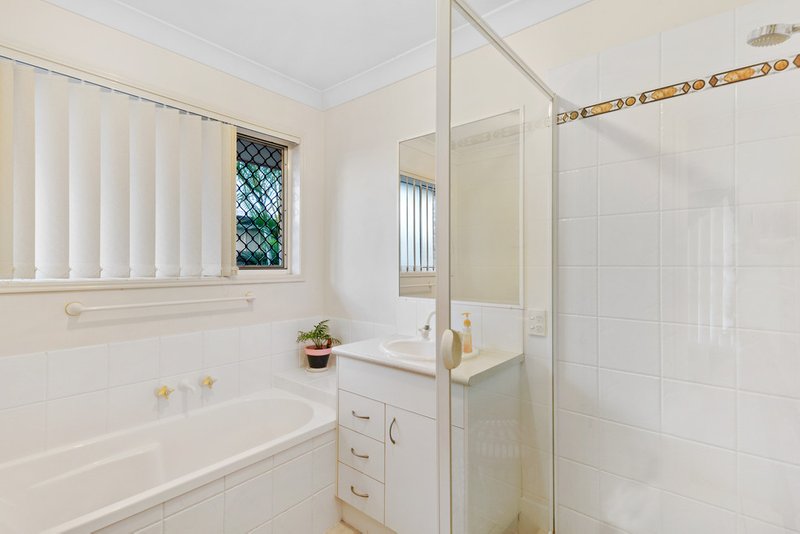 Photo - 18 Penelope Place, Deception Bay QLD 4508 - Image 7