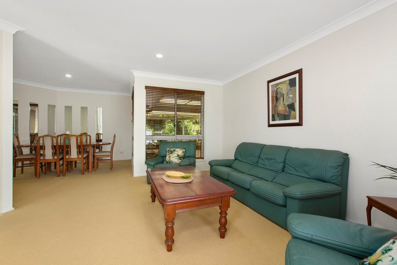 Photo - 18 Peppermint Place, Banora Point NSW 2486 - Image 14