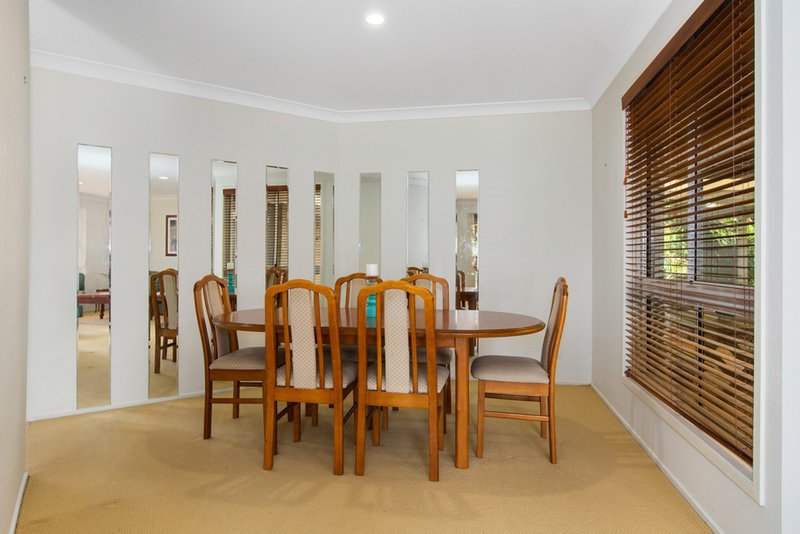 Photo - 18 Peppermint Place, Banora Point NSW 2486 - Image 16