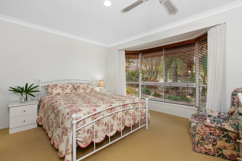 Photo - 18 Peppermint Place, Banora Point NSW 2486 - Image 18