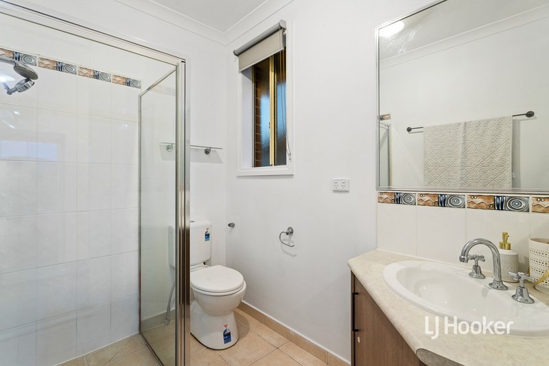 Photo - 18 Perez Court, Werribee VIC 3030 - Image 9