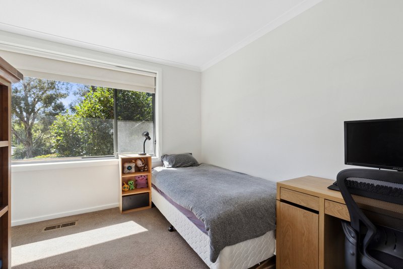 Photo - 18 Perkins Place, Torrens ACT 2607 - Image 13