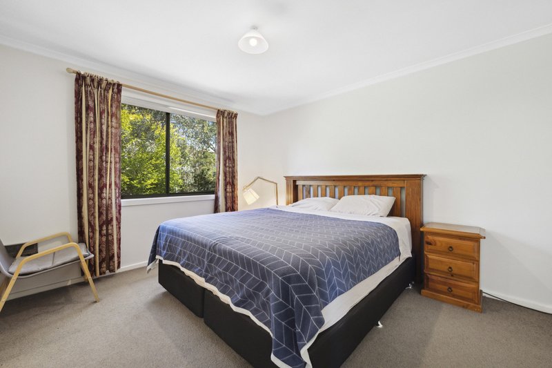 Photo - 18 Perkins Place, Torrens ACT 2607 - Image 21