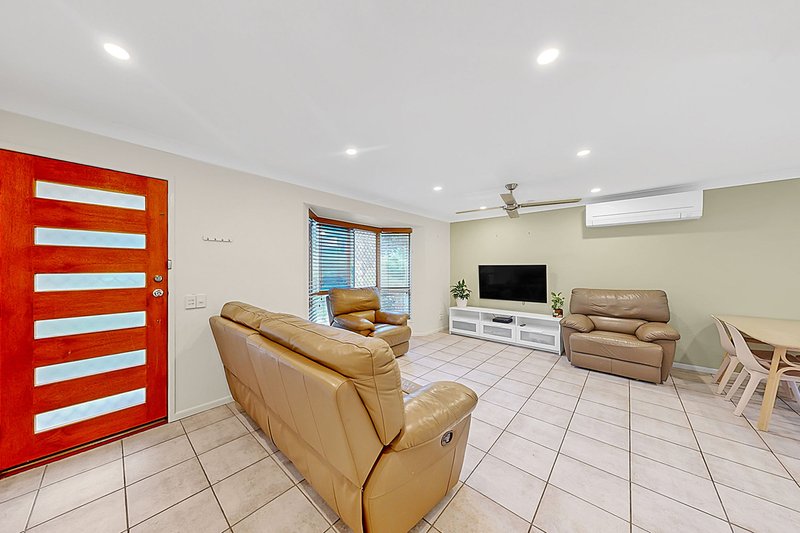 Photo - 18 Pete Court, Lawnton QLD 4501 - Image 3