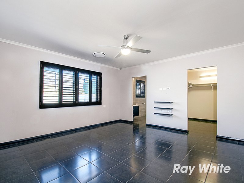 Photo - 18 Pevensey Street, Castle Hill NSW 2154 - Image 5