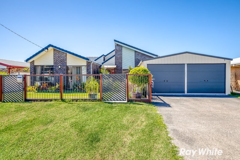 Photo - 18 Pheasant Avenue, Banksia Beach QLD 4507 - Image 2